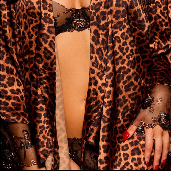 Honey Birdette leopard lace robe size medium/l - Picture 11 of 13